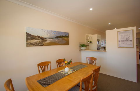 Meridian Beachside Apartments - Yarra Valley Accommodation 5
