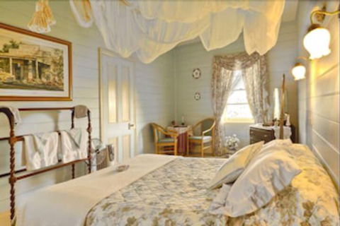 Two Story Bed & Breakfast - Yarra Valley Accommodation 6
