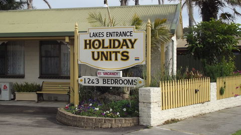 Lakes Entrance Holiday Units - Yarra Valley Accommodation 3