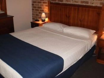 Lake Haven Motor Inn & Palms Restaurant - Yarra Valley Accommodation 5
