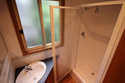 Metung Holiday Villas - Yarra Valley Accommodation 3