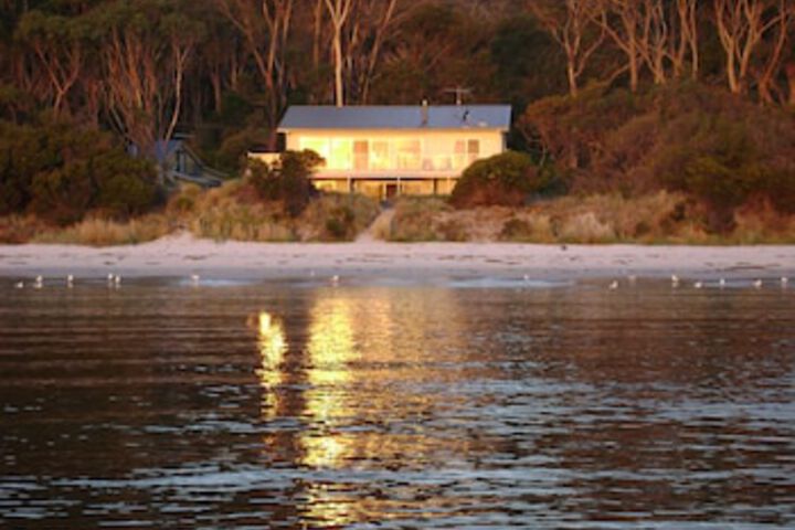 White Beach TAS Yarra Valley Accommodation