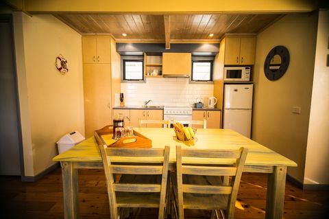 Rayville Boat Houses - Yarra Valley Accommodation 3