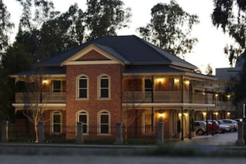 Carlyle Suites & Apartments - Yarra Valley Accommodation 0