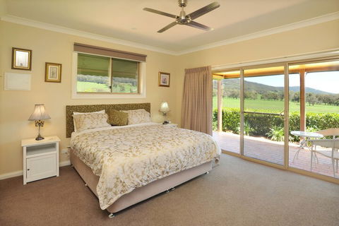 Langbrook Estate Cottages - Yarra Valley Accommodation 7