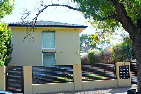Adelaide DressCircle Apartments Childers Street - Yarra Valley Accommodation 6