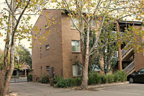 Adelaide Dresscircle Apartments Archer Street - Yarra Valley Accommodation 3