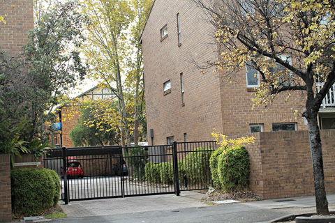Adelaide Dresscircle Apartments Archer Street - Yarra Valley Accommodation 4