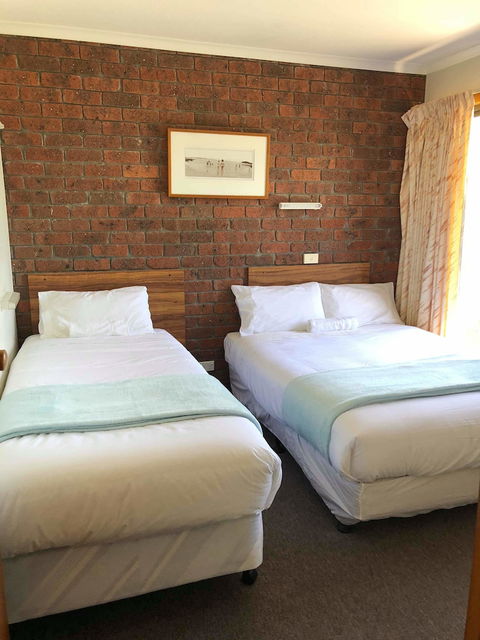 Lakes Jakaranda Holiday Units - Yarra Valley Accommodation 2