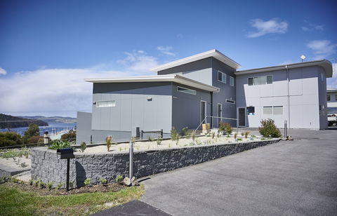 The Cove Kettering - Yarra Valley Accommodation 1
