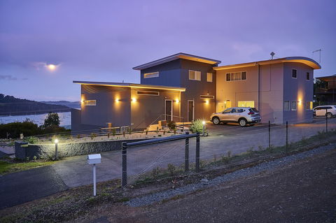 The Cove Kettering - Yarra Valley Accommodation 2