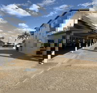 Silo Motor Inn