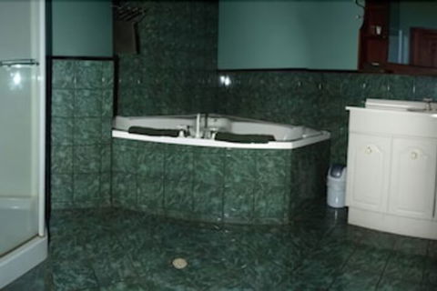 Pemberton Old Picture Theatre Holiday Apartments - Yarra Valley Accommodation 2