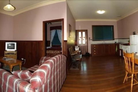 Pemberton Old Picture Theatre Holiday Apartments - Yarra Valley Accommodation 5