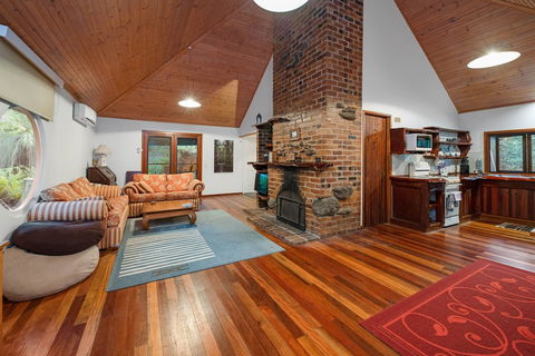 Hunchy Hideaway - Yarra Valley Accommodation 3