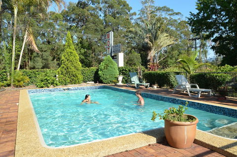 Beerwah Glasshouse Mountains Motel - Yarra Valley Accommodation 2