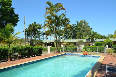 Beerwah Glasshouse Mountains Motel - Yarra Valley Accommodation 1