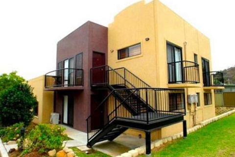 Amberoo Apartments Tamworth - Yarra Valley Accommodation 0