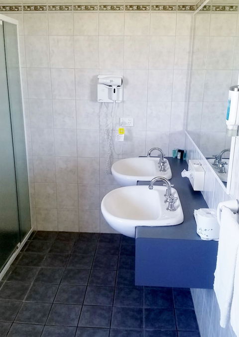Lacepede Bay Motel - Yarra Valley Accommodation 3