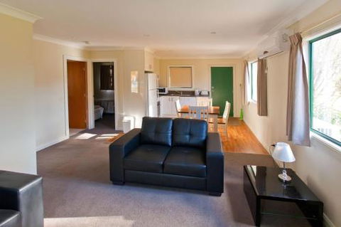Wagga Wagga Beach Caravan Park - Yarra Valley Accommodation 4