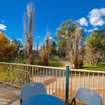 Wagga Wagga Beach Caravan Park - Yarra Valley Accommodation 0
