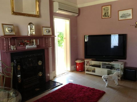 Must Love Dogs B&b - Yarra Valley Accommodation 3