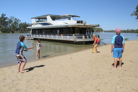 Mildura Houseboats - Yarra Valley Accommodation 4