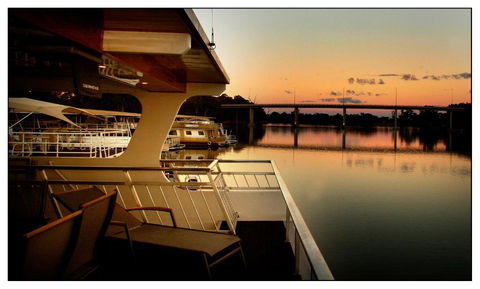 Mildura Houseboats - Yarra Valley Accommodation 5