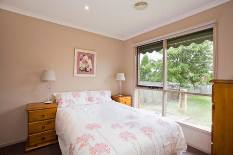 Geelong Holiday Home - Yarra Valley Accommodation 6