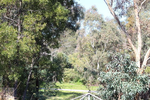 Australian Home Away At Doncaster Grange Park - Yarra Valley Accommodation 5