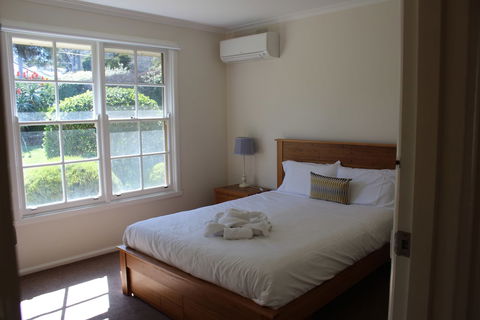 Australian Home Away At Doncaster Grange Park - Yarra Valley Accommodation 2