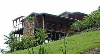A Sacred Mountain Retreat - Yarra Valley Accommodation 0