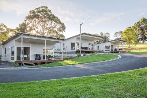 Blue Lake Holiday Park - Yarra Valley Accommodation 1