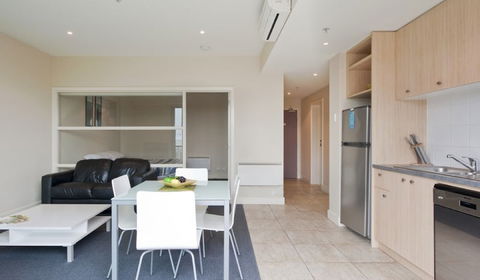 The Waterfront Apartments, Geelong - Yarra Valley Accommodation 2