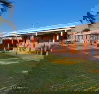 Morayfield Tavern  Motel - Yarra Valley Accommodation