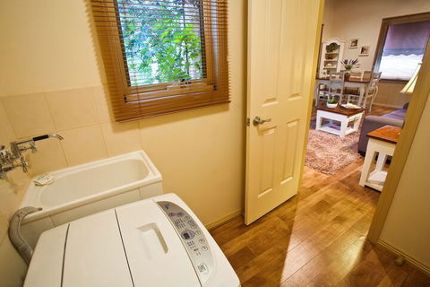 Autumn Abode Cottages Two - Yarra Valley Accommodation 2