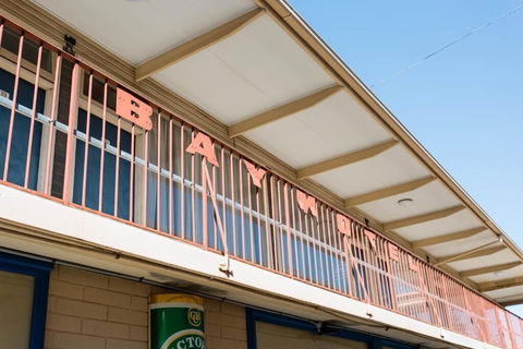 Bay Motel Hotel - Yarra Valley Accommodation 1