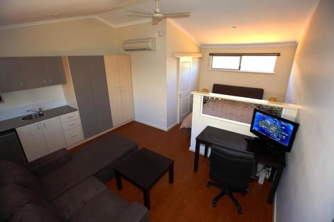 Aspen Karratha Village - Yarra Valley Accommodation 0