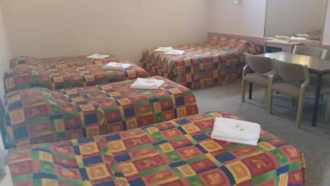 Gateway Motor Inn - Yarra Valley Accommodation 6