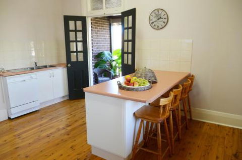 The Bank B & B West Wyalong - Yarra Valley Accommodation 0