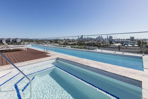 Oaks Brisbane Woolloongabba Suites - Yarra Valley Accommodation 5