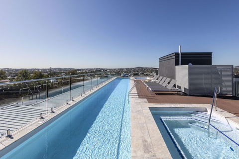 Oaks Brisbane Woolloongabba Suites - Yarra Valley Accommodation 4