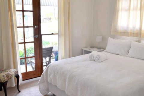 La Sila Homestead On Marrowbone Cutest Cottage In The Hunter With Killer Views - Yarra Valley Accommodation 4