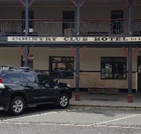 Country Club Hotel - Yarra Valley Accommodation