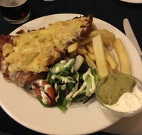 Cunninghams Hotel - Yarra Valley Accommodation
