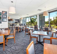 Springs Bar and Terrace - Yarra Valley Accommodation