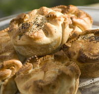 Izzy's Mountain View Cafe - Yarra Valley Accommodation