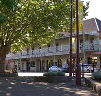 Royal Hotel Restaurant - Yarra Valley Accommodation