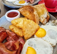 Caph's Restaurant  Cafe Bar - Yarra Valley Accommodation