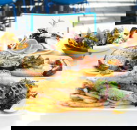 Bluewater Cafe - Yarra Valley Accommodation